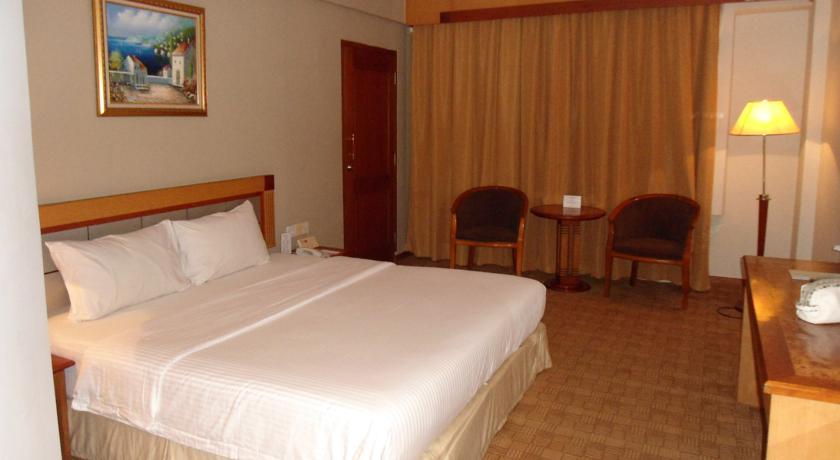 Swiss-Belinn Baloi Batam Nagoya Extérieur photo