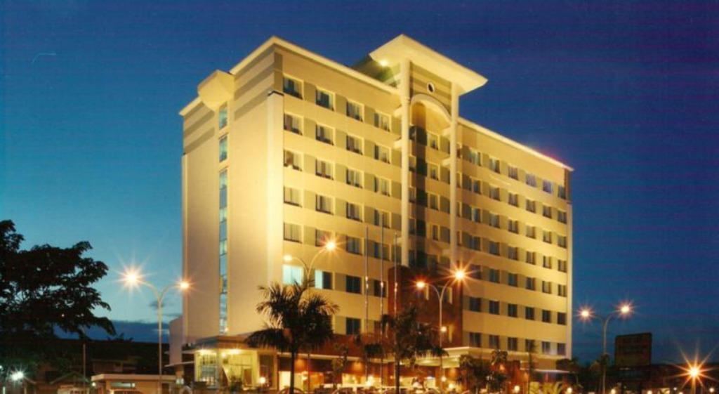 Swiss-Belinn Baloi Batam Nagoya Extérieur photo