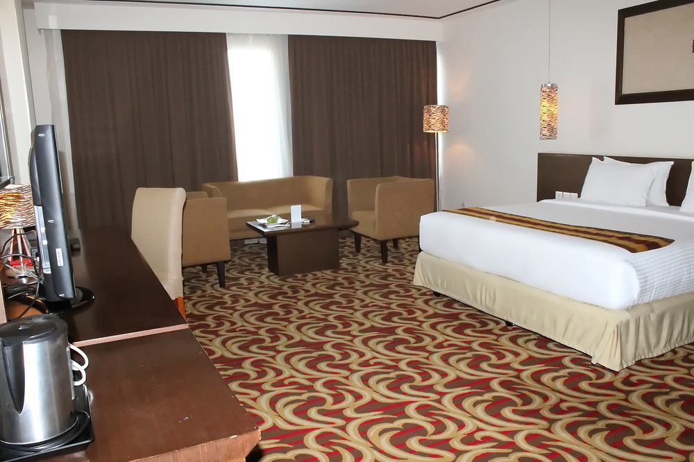 Swiss-Belinn Baloi Batam Nagoya Extérieur photo