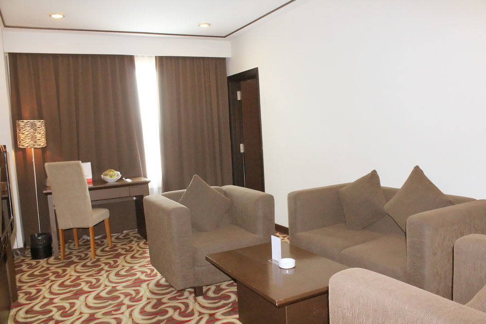 Swiss-Belinn Baloi Batam Nagoya Extérieur photo